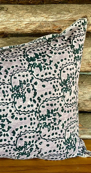 Saturna<br>Colour Slate/Aura<br> 22 x 42"