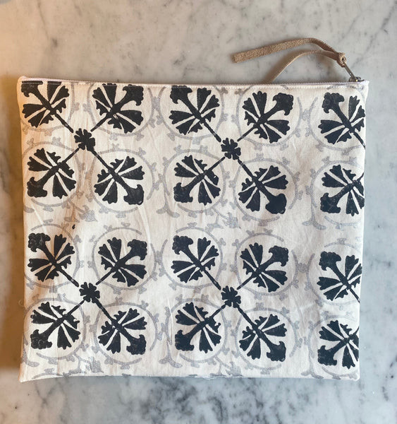 Carry All Pouch<br> Suzani Flower Large<br> Ebony/Silver Leaf