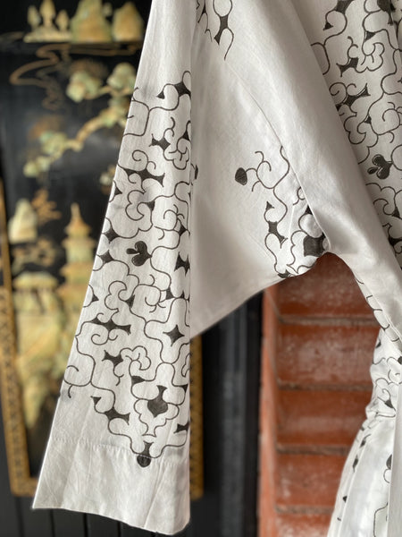 Haru<br> Colour Excalibur <br> Robe
